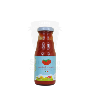 Bottiglia di passata di pomodoro biologica Biofavole